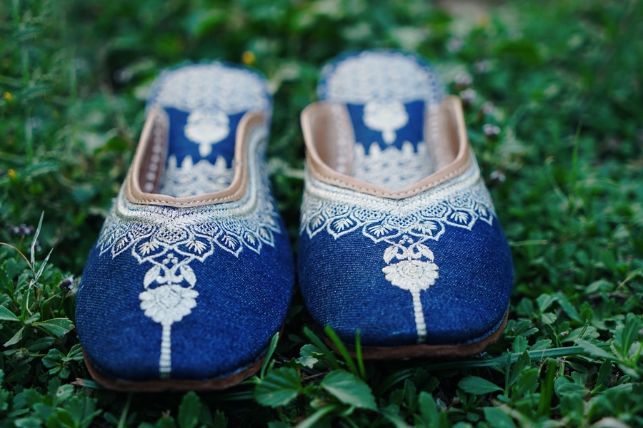 DENIM BLUE
